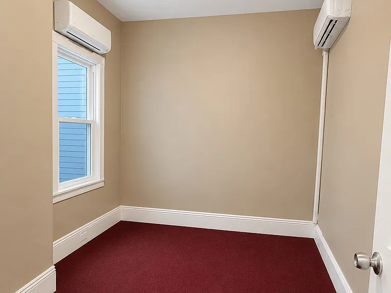 837 Jennings St #2 — Photo 4