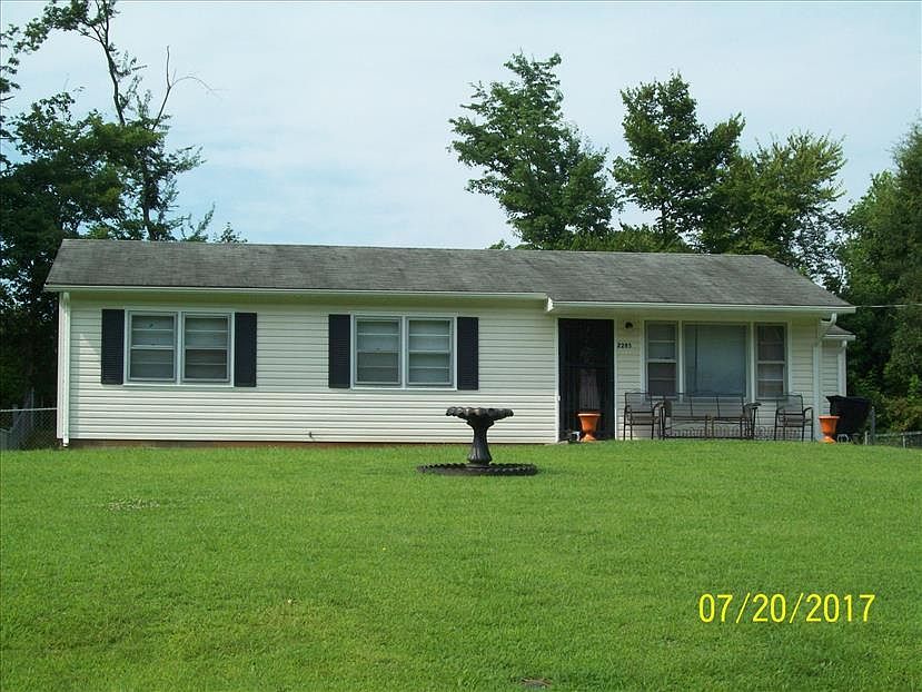 2nd image of 2285 Robin Hood Dr