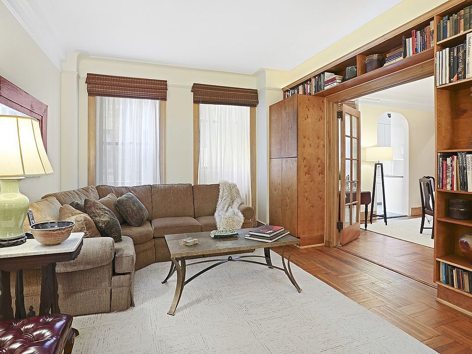 1st image of 541 Amsterdam Ave #2E