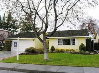 957 Azalea Dr, Sunnyvale, CA 94086