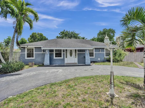 1301 SW 75th Avenue, North Lauderdale, FL 33068