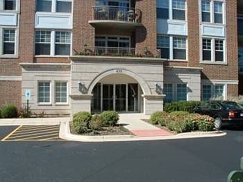 1st image of 435 W Wood St Unit 310