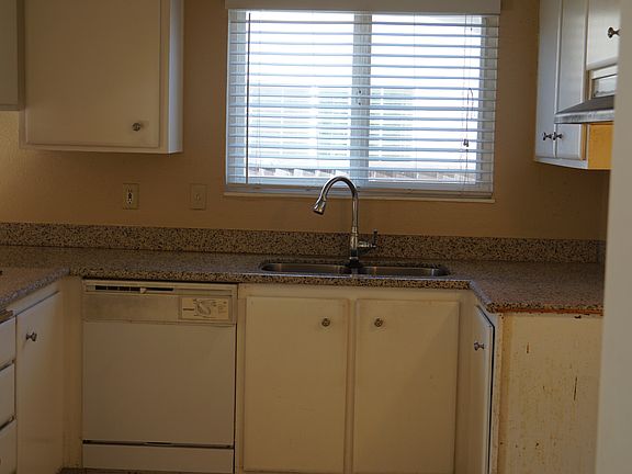 4th image of 2668 Lanier Ln