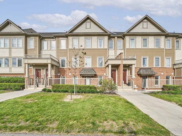 2500 Hill Rise Ct #127, Oshawa, ON L1L 0M6