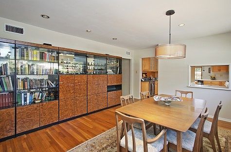 5th image of 2607 Federal Ave