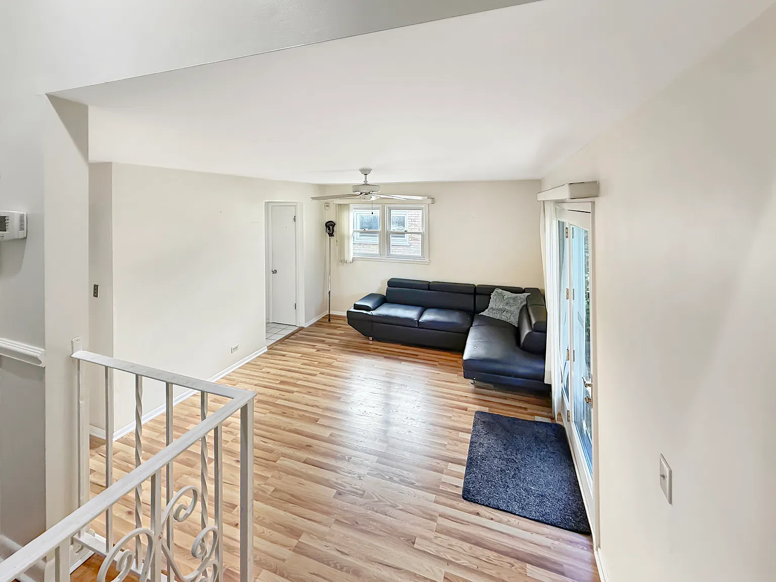 3 bed, 2.5 bath, 1866 sqft, $3,300 — Photo 4