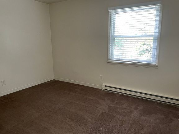 5th image of 1471 E Market St #D