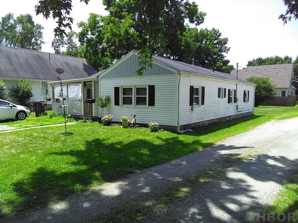 1st image of 1023 N Main St