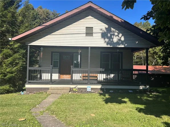 10693 Cadiz Rd, Cambridge, OH 43725
