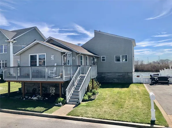 3736 Somerset Drive, Seaford, NY 11783