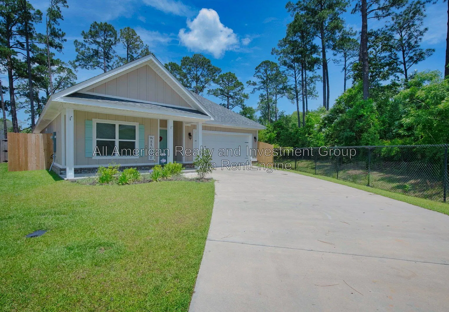 4 bed, 2.0 bath, 1729 sqft, $2,200 — Photo 3