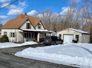 131-133 Ash St, Gardner, MA 01440