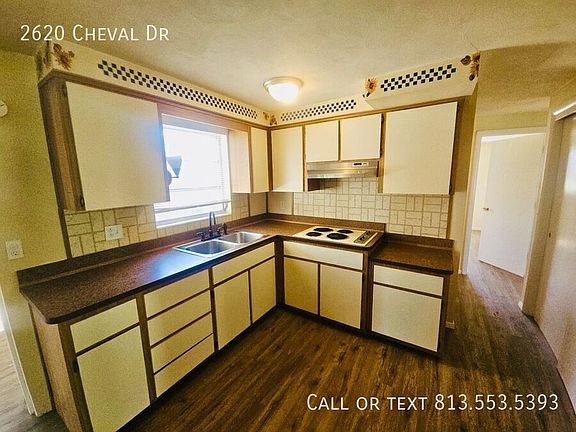 5th image of 2620 Cheval Dr