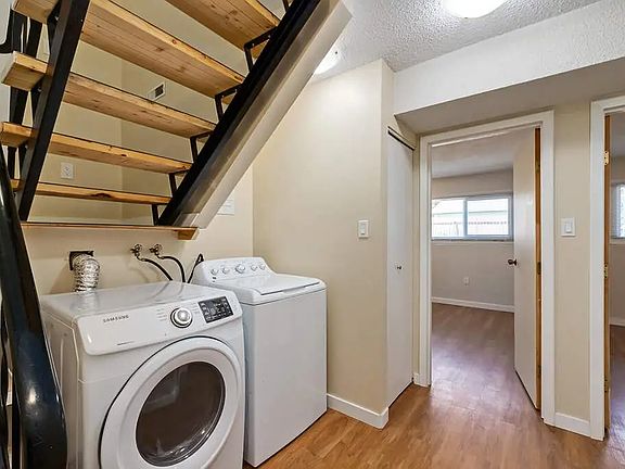 3rd image of 2508 Thompson Cres SE #2