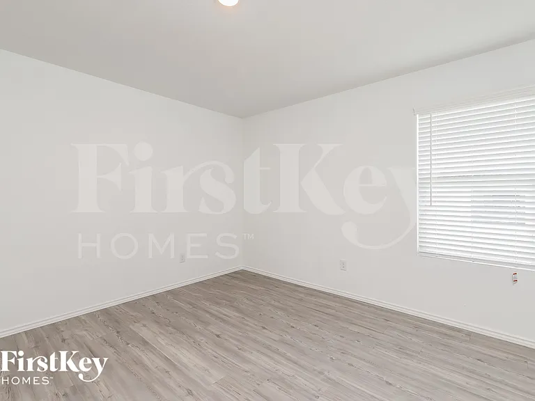 5402 Basil Chase — Photo 12