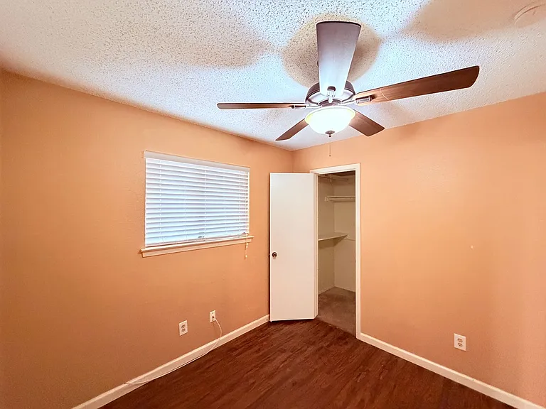 6503 Columbia Oaks Ct — Photo 19