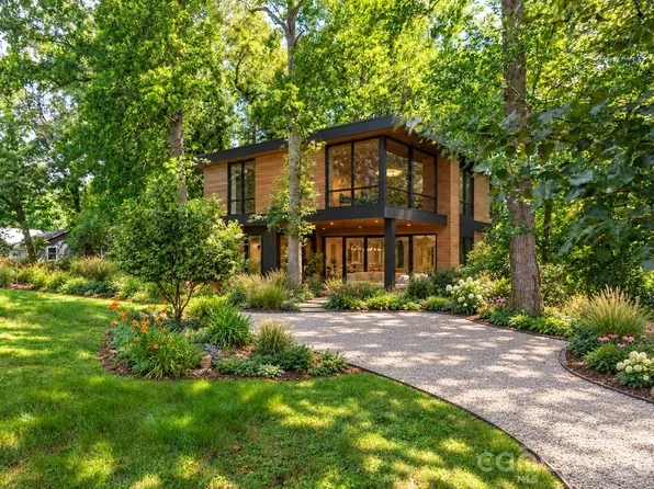 30-34 Harnett St, Asheville, NC 28806