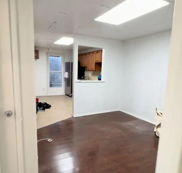1255 Bay St #1 — Photo 10