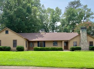 2301 W Oak St, El Dorado, AR 71730