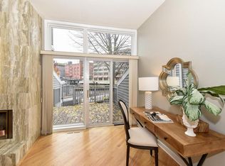 1131 N Edison St #1131, Milwaukee, WI 53202