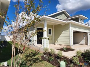 110 Bluestem Dr, Elgin, TX 78621