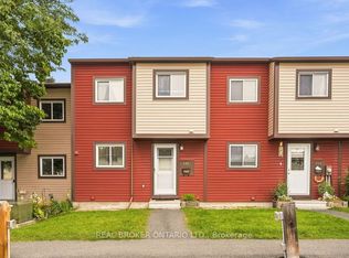 119 Teal Cres #86, Ottawa, ON K1E 2C1