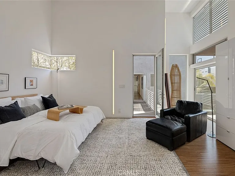 27 Driftwood St — Photo 37