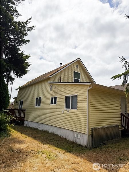 4th image of 918 W Marion Street