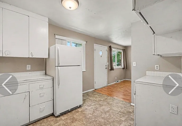 1122-1126 Gard Pl — Photo 3