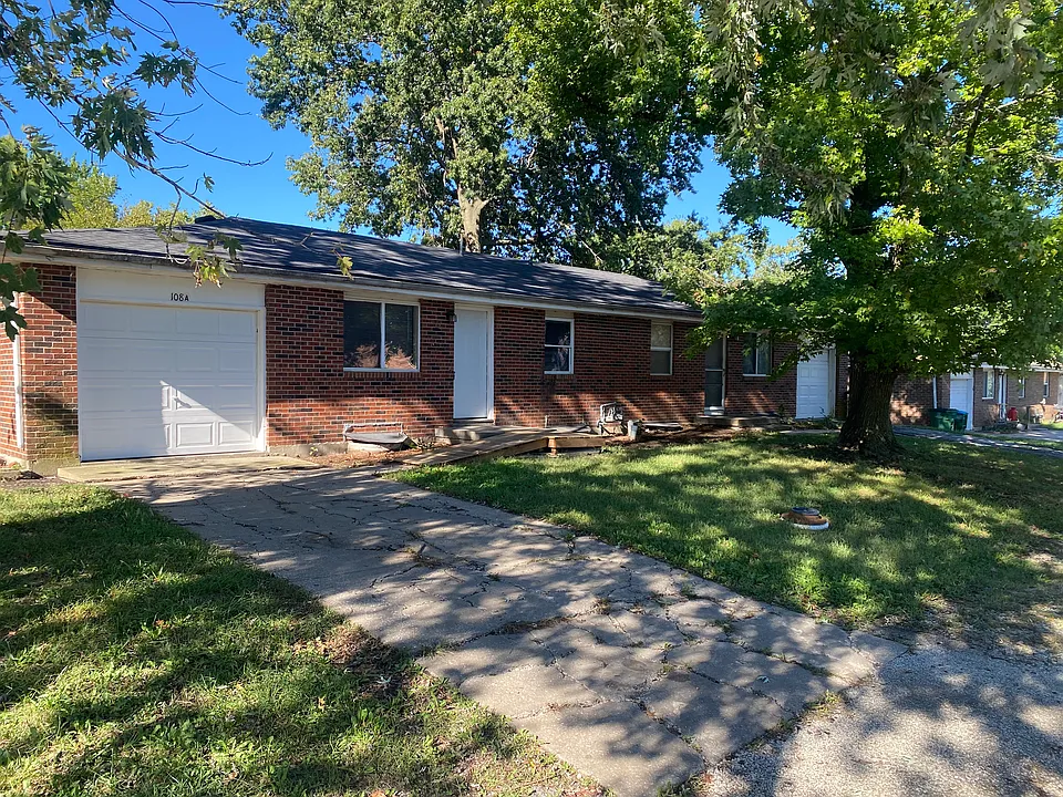 108 Shari Dr #A