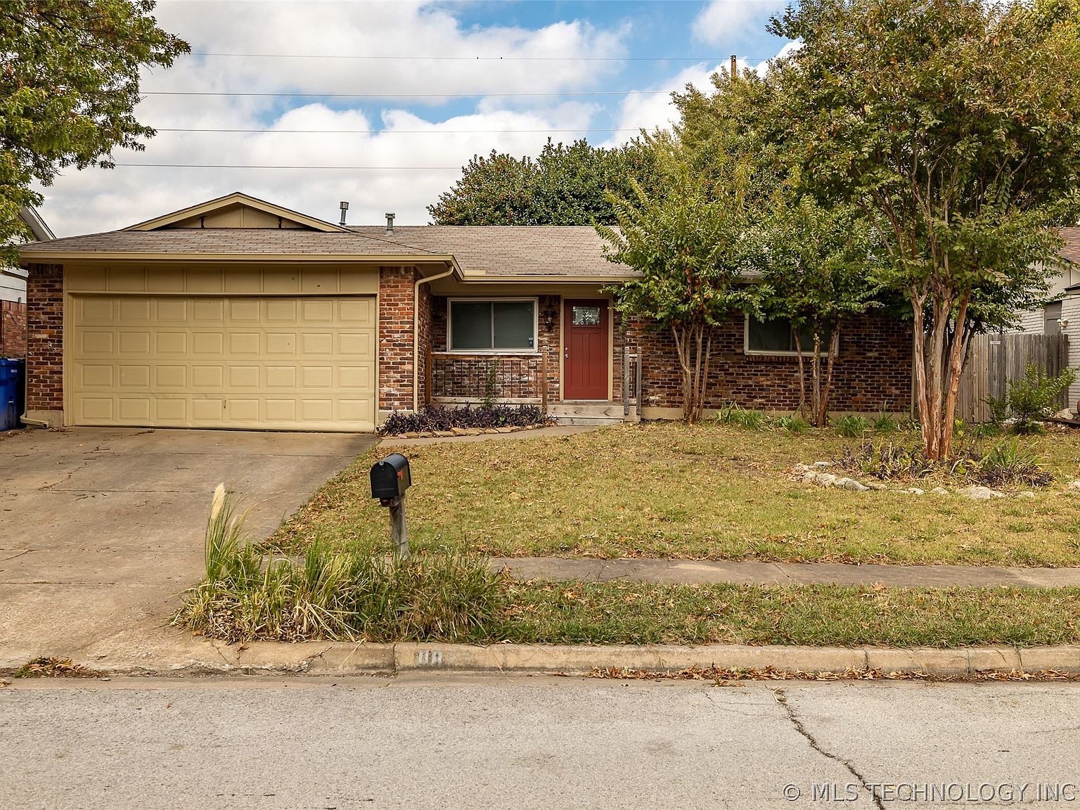 11827 E 61st Pl, Broken Arrow, OK 74012 Zillow