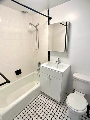 Rented by Tourma Realty LLC | media 2