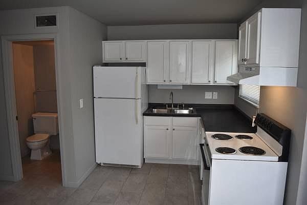 1st image of 457 Olian Dr