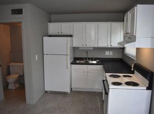 457 Olian Dr, Hazelwood, MO 63042