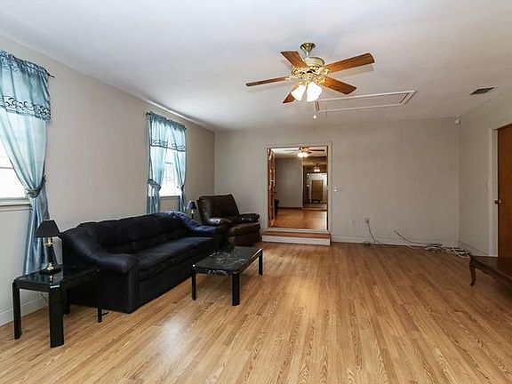 5th image of 1434 Sheeler Ave