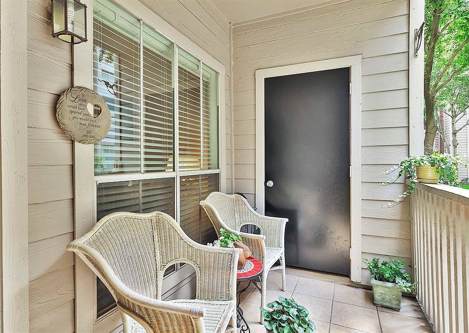 1st image of 1330 Old Spanish Trl APT 6107