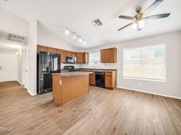 11017 W WILSHIRE Drive, Avondale, AZ 85392