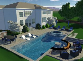 40 Royden Rd, Tenafly, NJ 07670