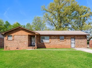 5041 Kyle Ln NW, Huntsville, AL 35810