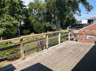 (Undisclosed Address), Syosset, NY 11791