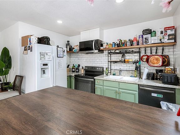 3rd image of 1434 Hilltop Dr Unit 30