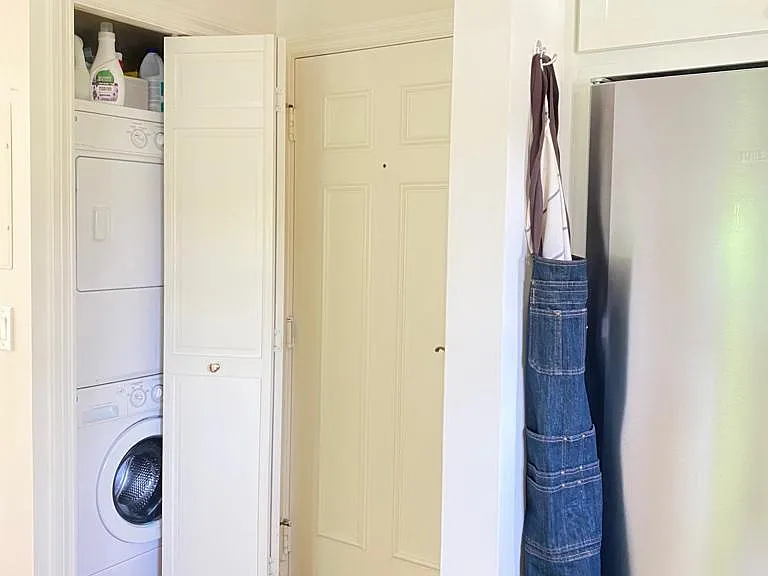 954 Broadway E #204 — Photo 13
