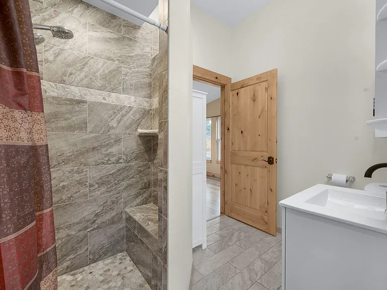 15632 Ray Dr — Photo 25