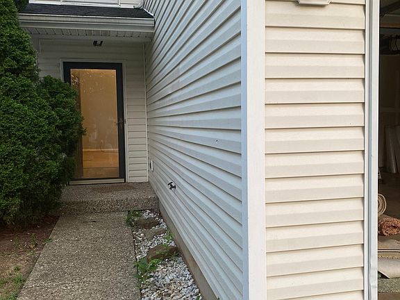 2nd image of 4428 Baygarden Ct