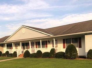 520 State St, Elmer, NJ 08318