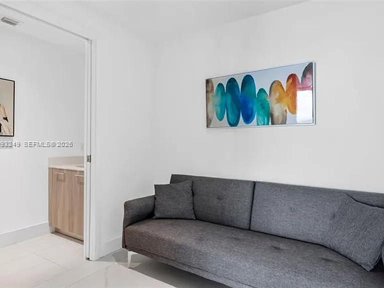 501 NE 31st St #2407 — Photo 7
