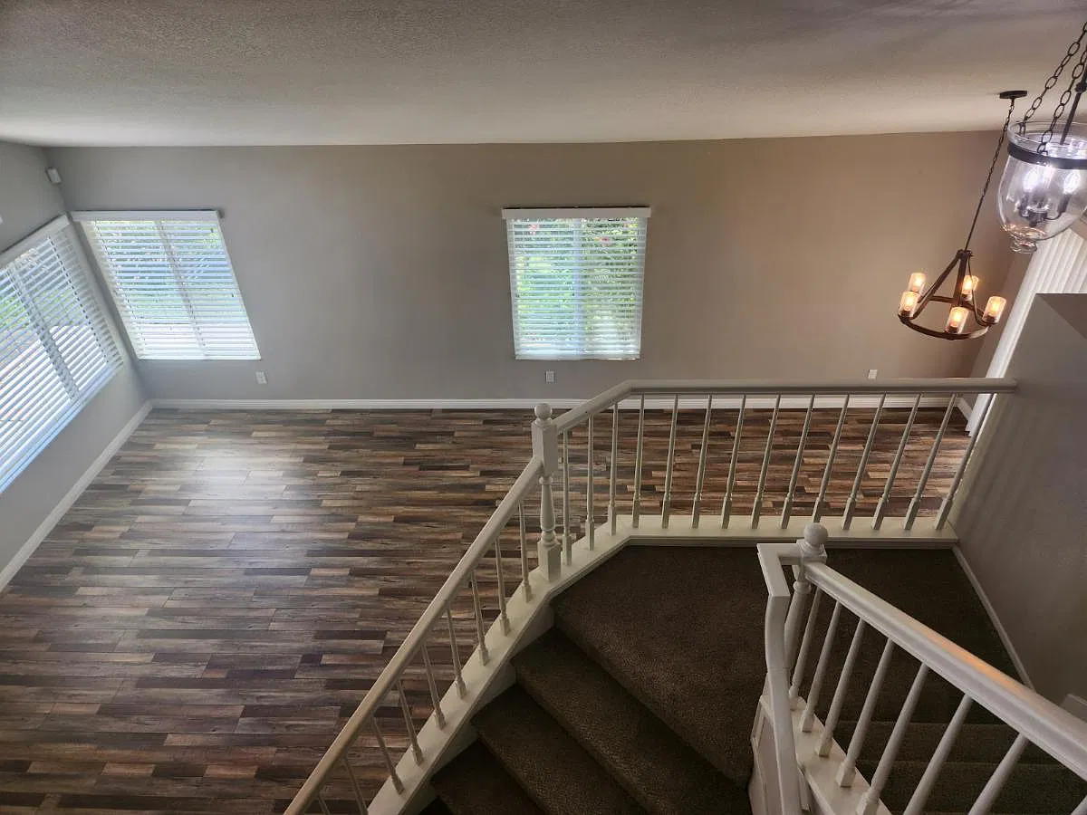 4 bed, 2018 sqft, $3,800 — Photo 3