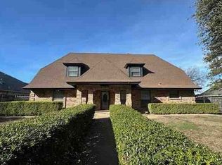 7304 Old Mill Run, Fort Worth, TX 76133
