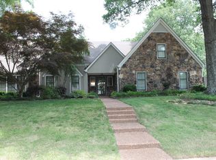 8352 Poplar Pike, Germantown, TN 38138