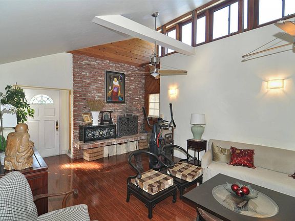 4th image of 11562 St